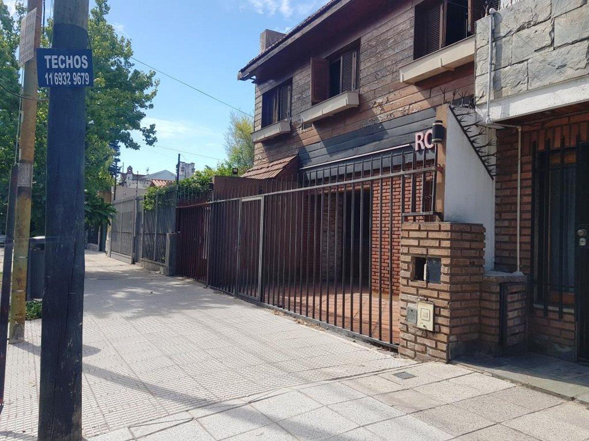 VENTA TERRENO USAB 2 FRENTE A PLAZOLETA EN LINIERS