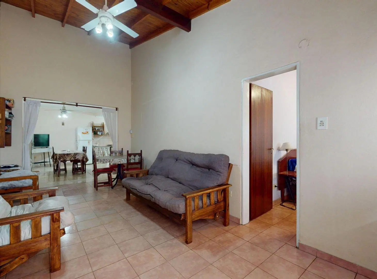 VENTA CASA APTA MULTIFAMILIAR 3 AMB EN ITUZAINGO 2