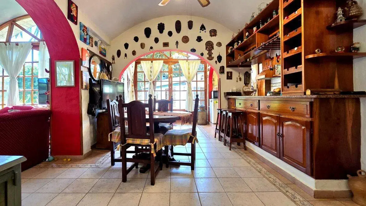 VENTA CASA 4AMB ESCOBAR CON PILETA Y JARDIN 4