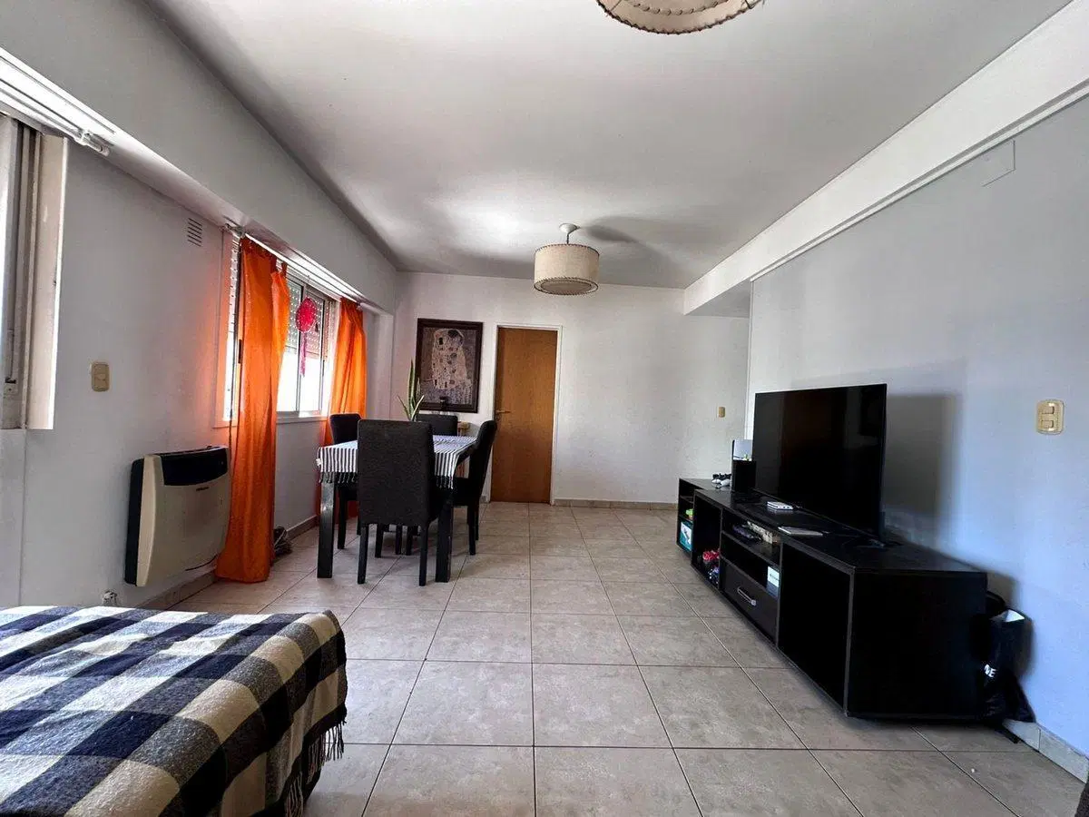 DPTO 3 AMB VENTA CASEROS CENTRO 3