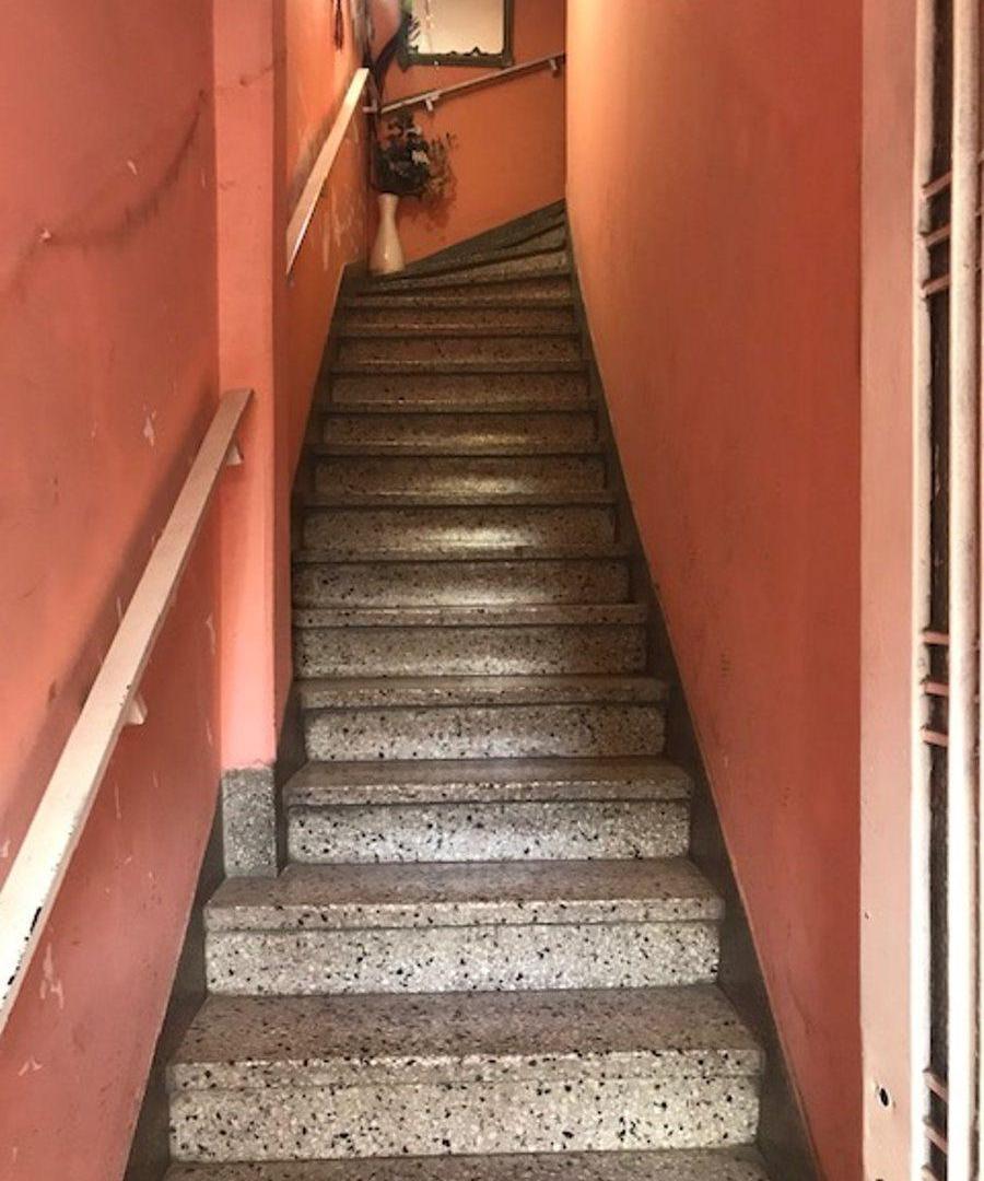 VENTA PH 4 AMB 1 ER PISO POR ESCALERA HURLINGHAM