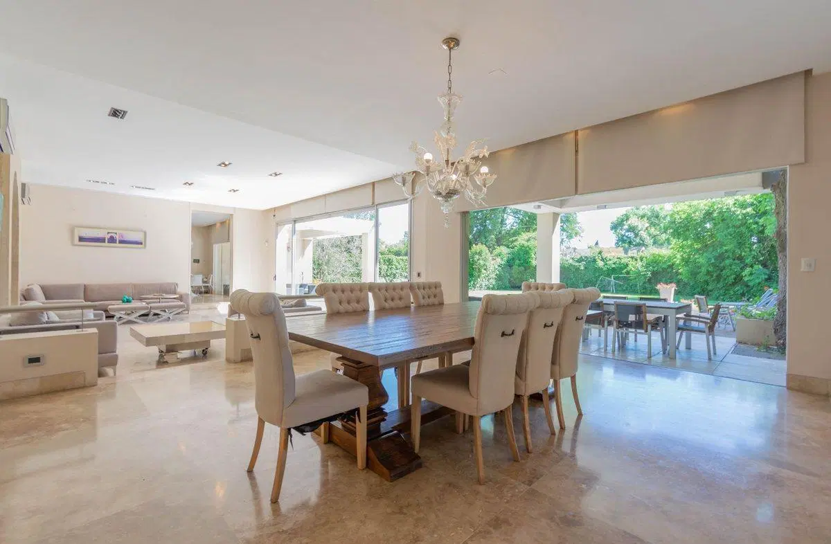 Venta casa San Isidro-7 amb.-Pileta-Jardin-633 M2 2