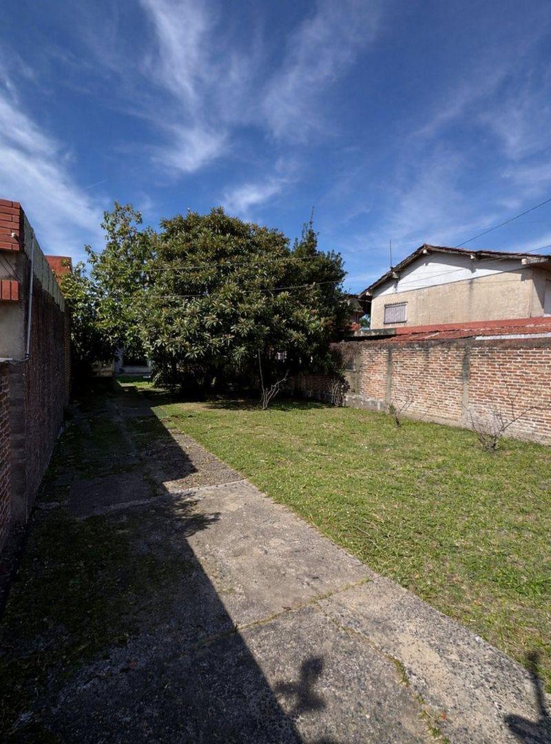 VENTA CASA A RECICLAR V. LUZURIAGA 500 MTS2