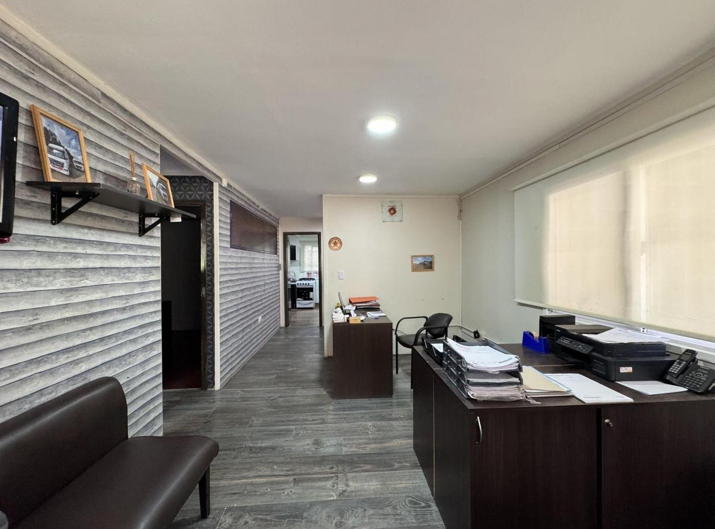 VENTA DEPOSITO CON OFICINAS EN MORENO
