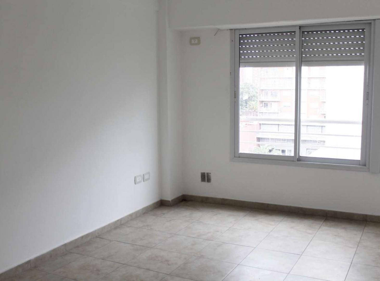 Foto de ALQUILER DPTO 2 AMBIENTES - MORON, imagen 2