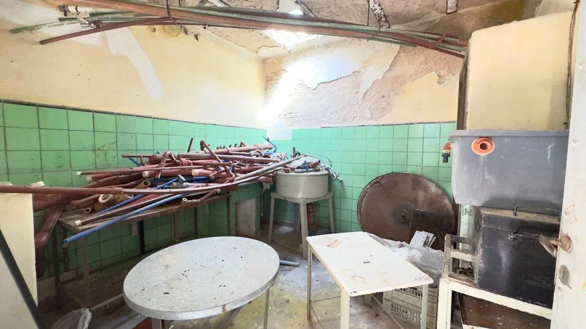 VENTA TERRENO 283 M A REFACCIONAR CASEROS 3