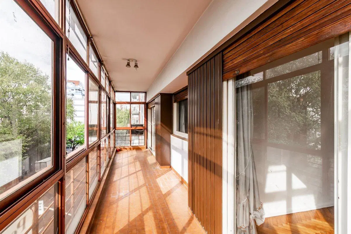 VENTA 3 AMB SEMI PISO -C/COCH- BALCÓN- FLORESTA 4