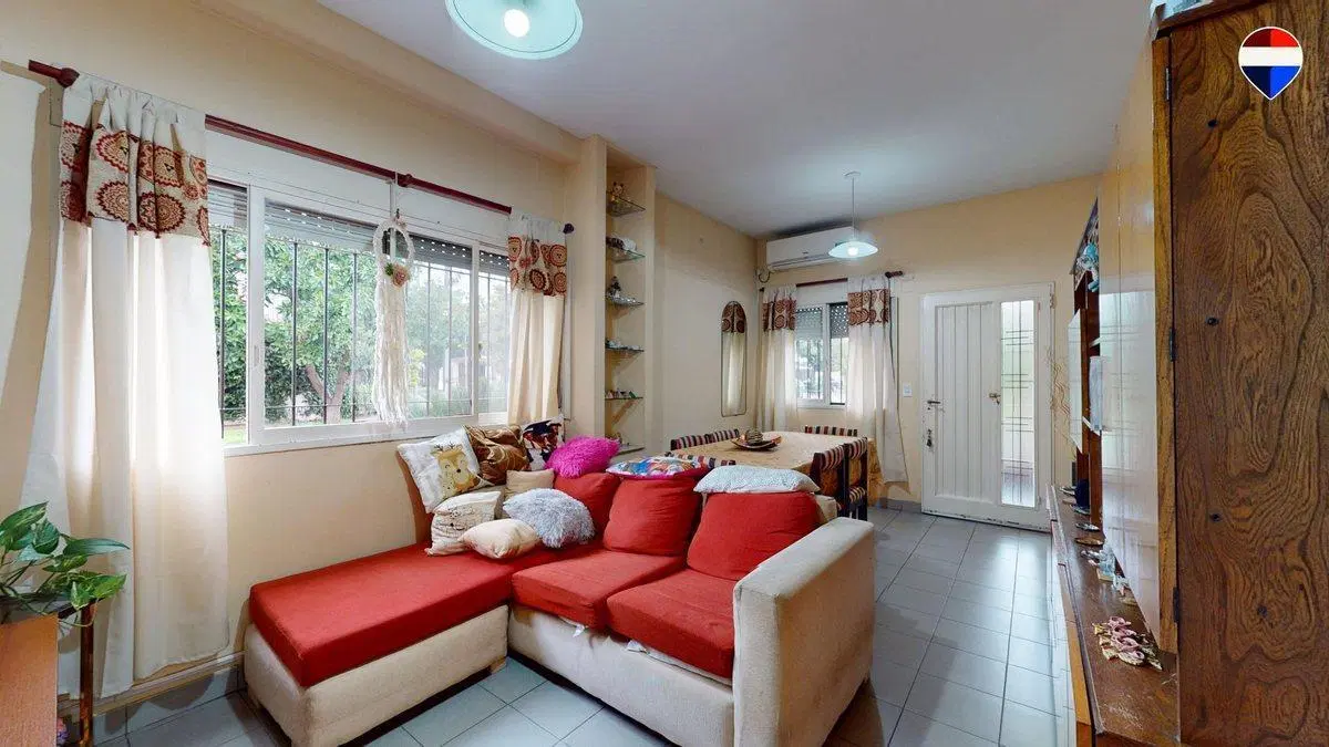 VENTA CASA 4 AMBIENTES EN MARTIN CORONADO 3