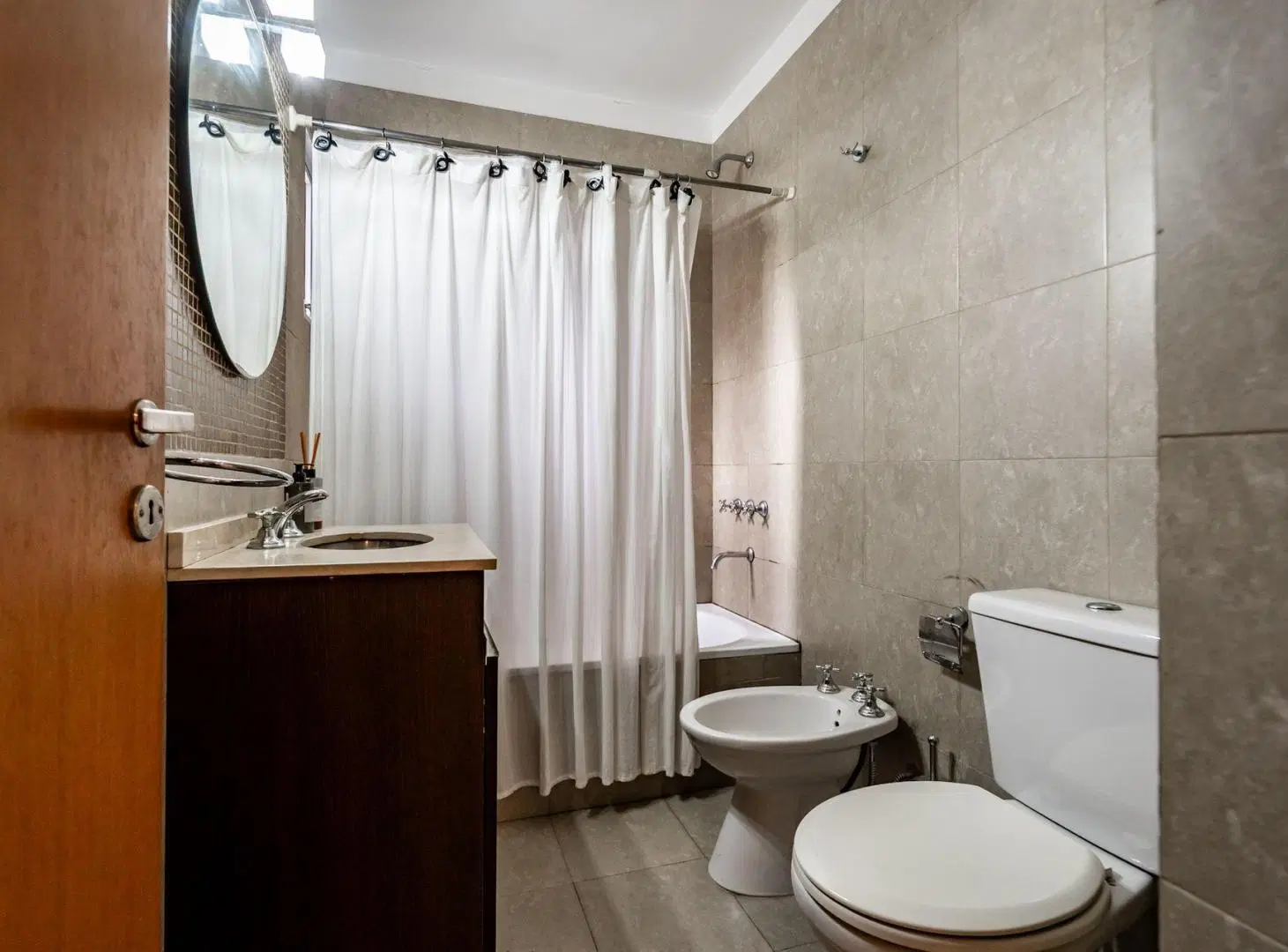 VENTA DEPARTAMENTO 3 AMB C/2 PATIOS SIN EXPENSAS 5