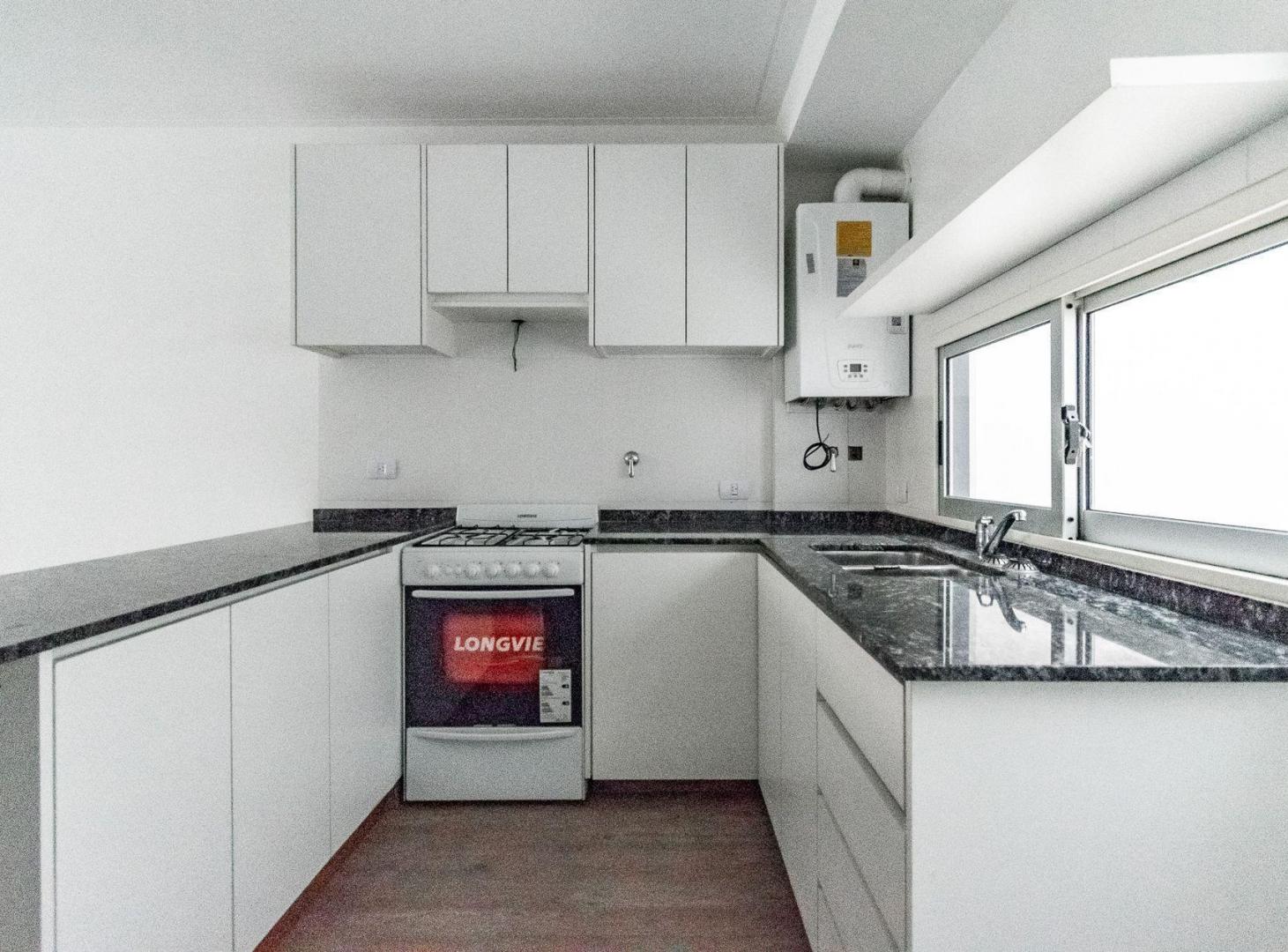 Foto de VENTA DEPARTAMENTO 3 AMB EN FLORES 1RO A CON PATIO, imagen 5