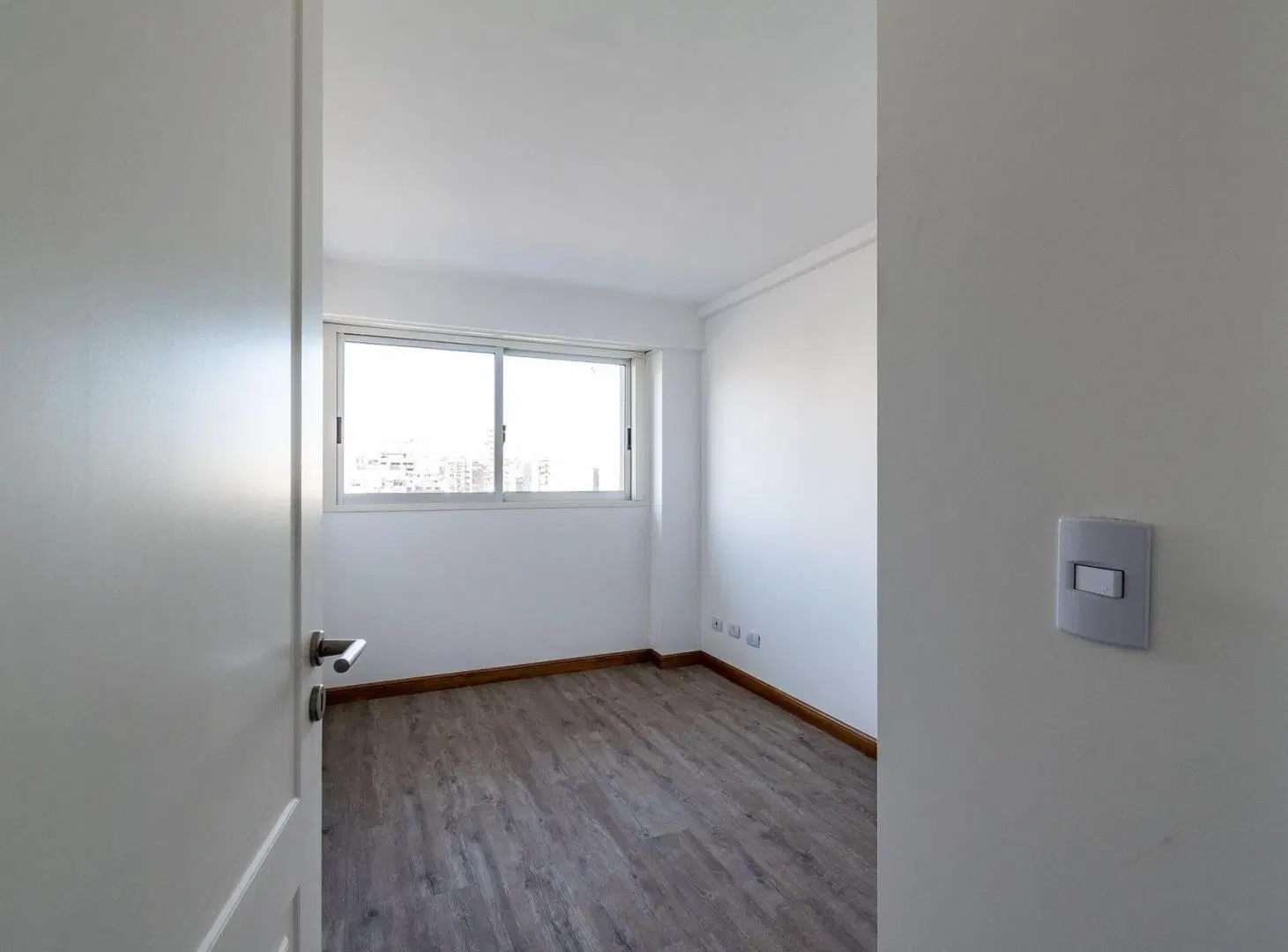 VENTA DEPARTAMENTO 3 AMB. EN FLORES 2 DO A FRENTE 4