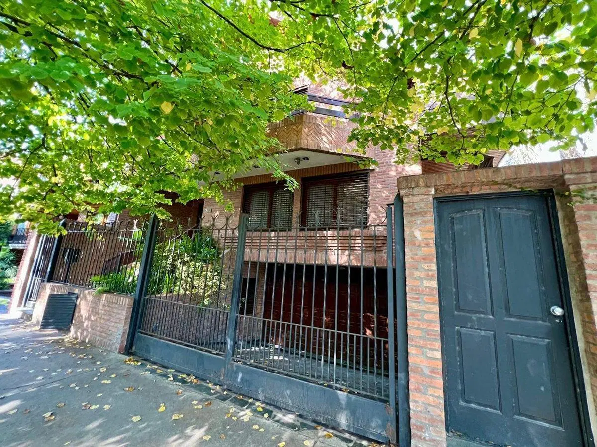 CASA EN VENTA PLAZA DEVOTO 6 AMBIENTES JARDIN 3