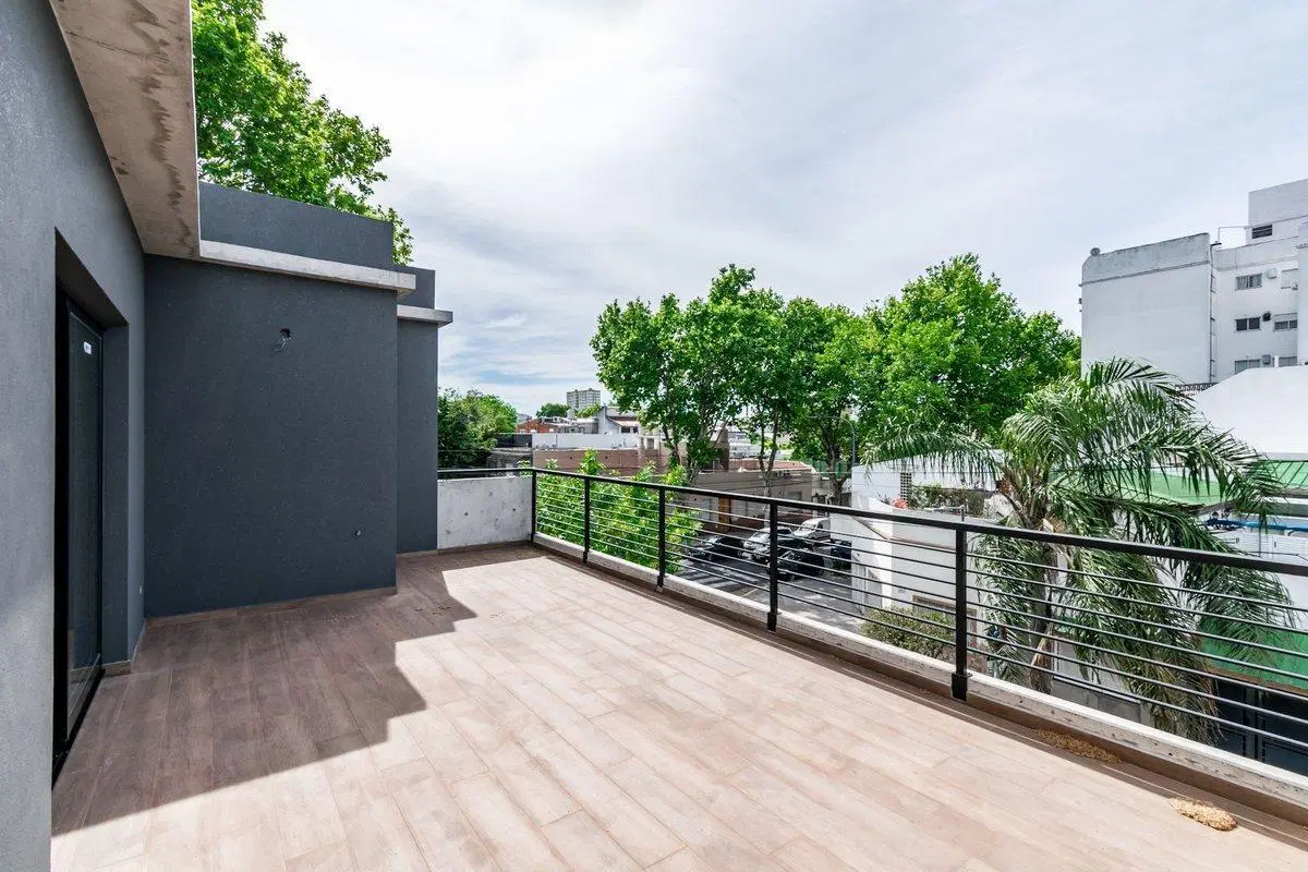 Venta ph de 3amb a estrenar con balcon terraza 4