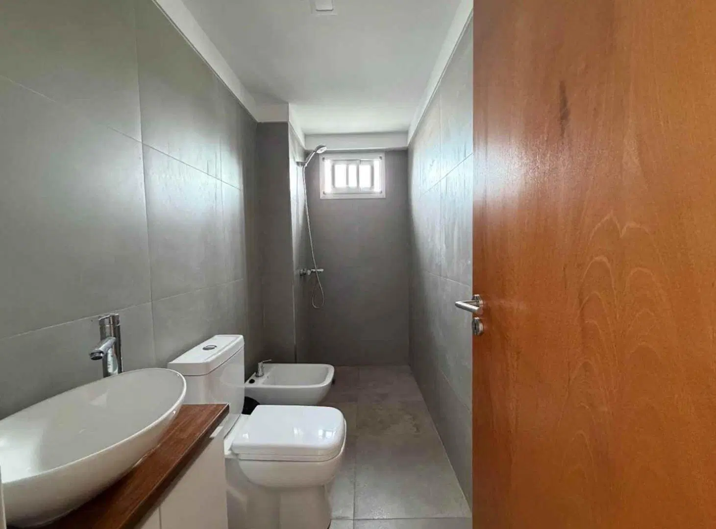 VENTA DEPTO 2 AMB CON BALCON TERRAZA - EN CASEROS 5