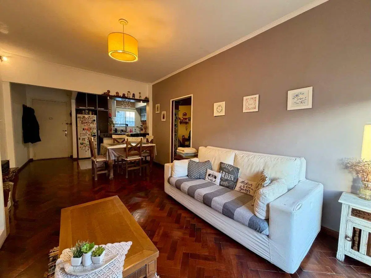 DPTO 3 AMB EN VENTA EN DEVOTO CON BALCON 4
