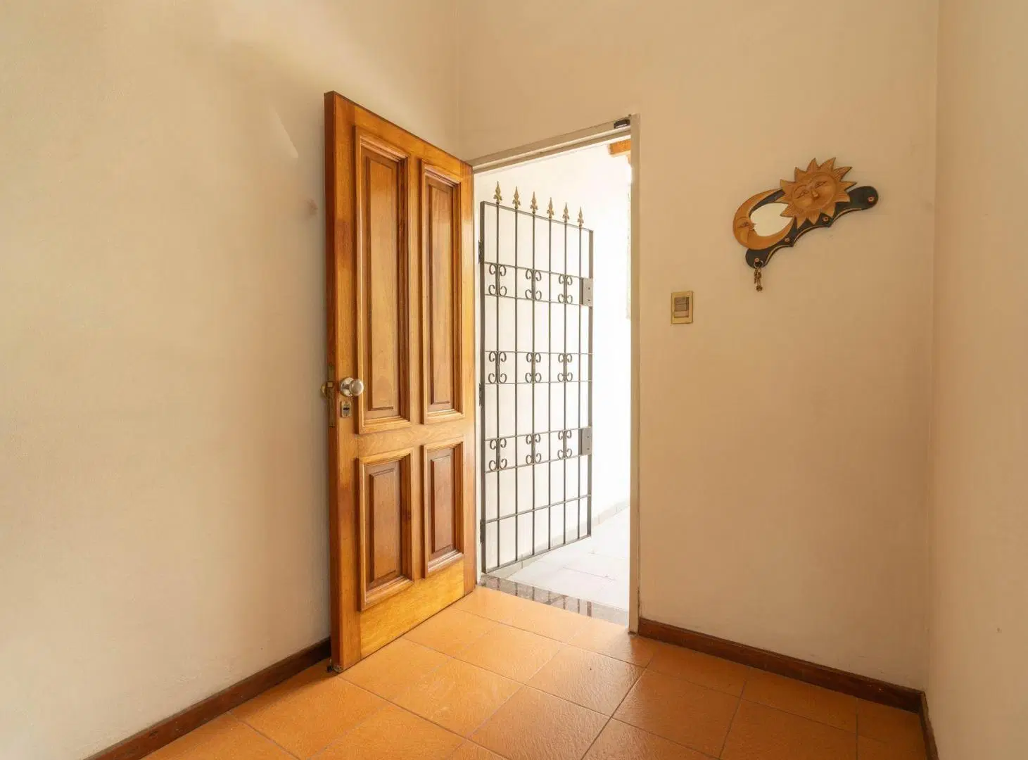 VTA CASA 3 AMB EN MORENO CON PARQUE Y PILETA 2