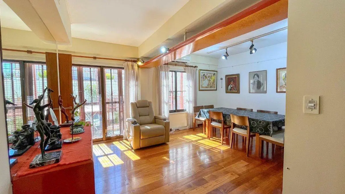 Venta casa Velez Sarsfield Cochera doble. Terrazas 4
