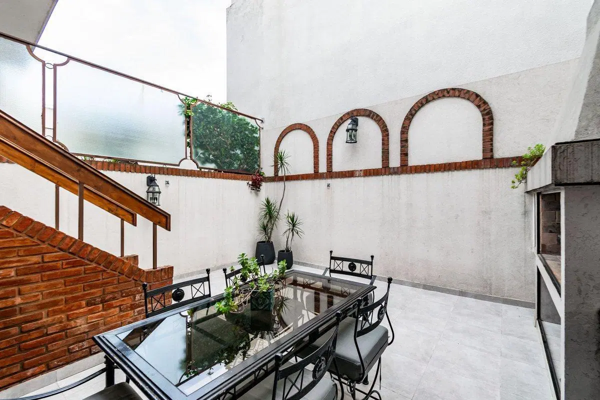 VENTA TRIPLEX 5 AMBIENTES EN VILLA DEL PARQUE 2