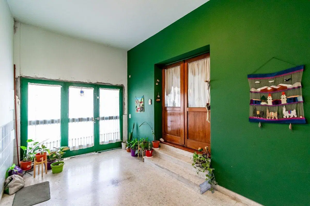 VENTA CASA 4 AMB C/COCHERA/QUINCHO/TERRAZA FLORES 2