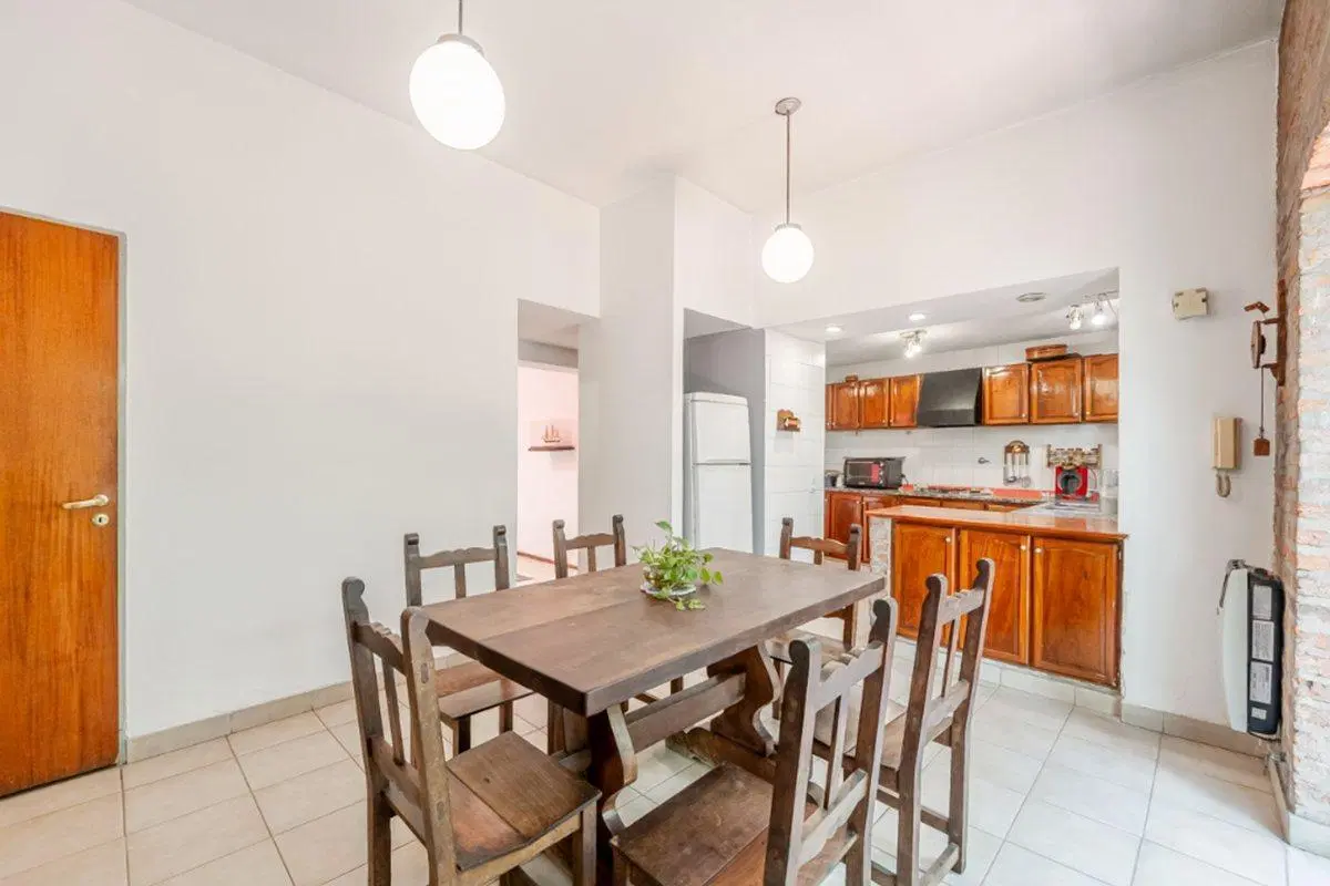 VENTA CASA 5 AMB COCHERA TERRAZA VELEZ SARSFIELD 8
