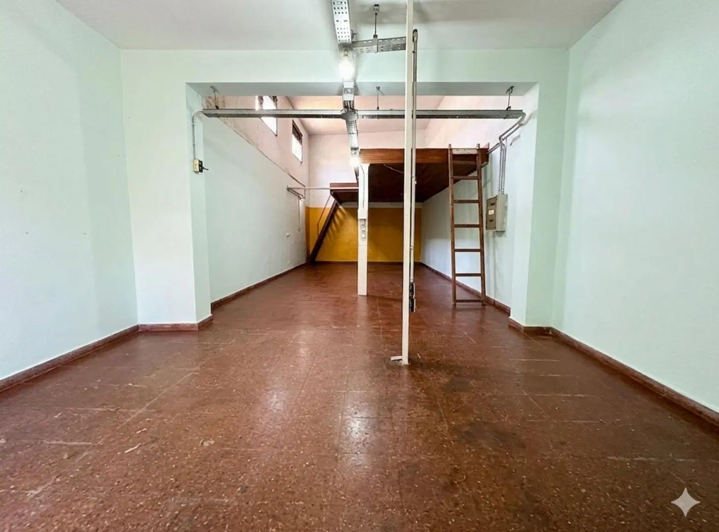 LOCAL COMERCIAL EN VENTA VILLA LYNCH - PERMUTA 3