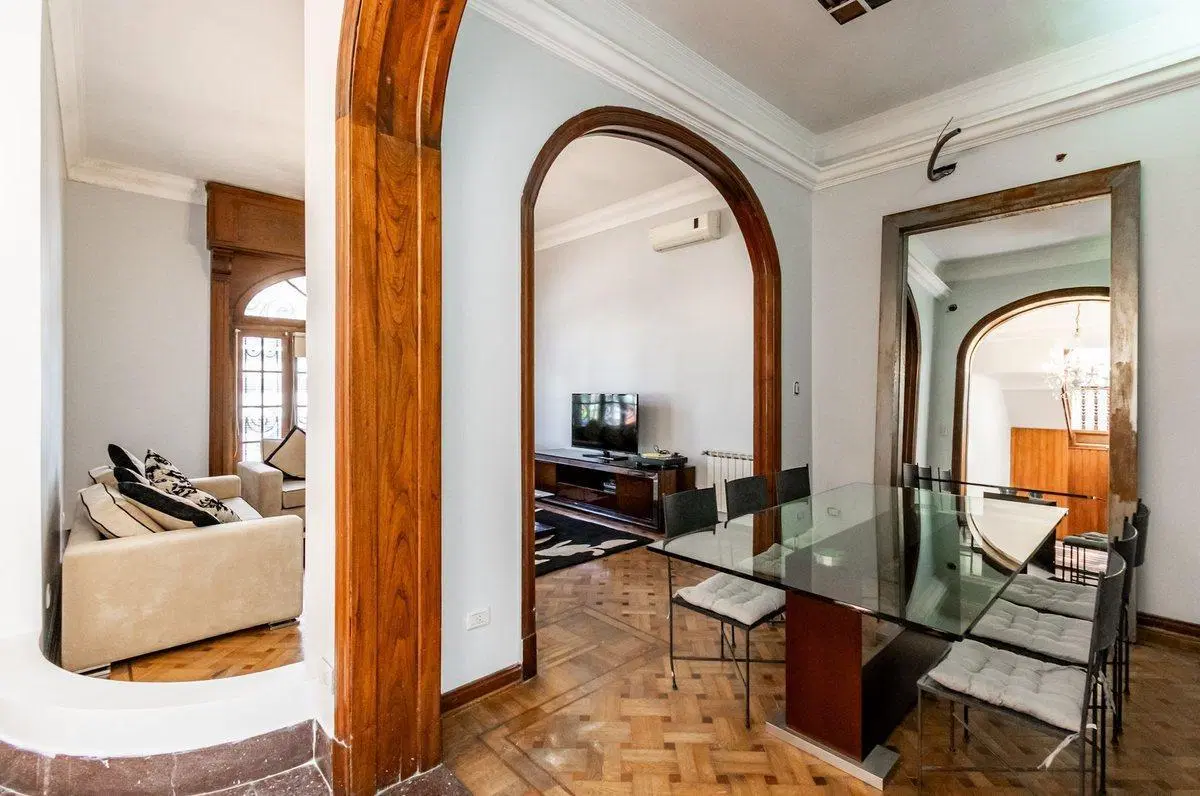 VENTA CASA 5 AMBIENTES COLEGIALES CON TERRAZA 5