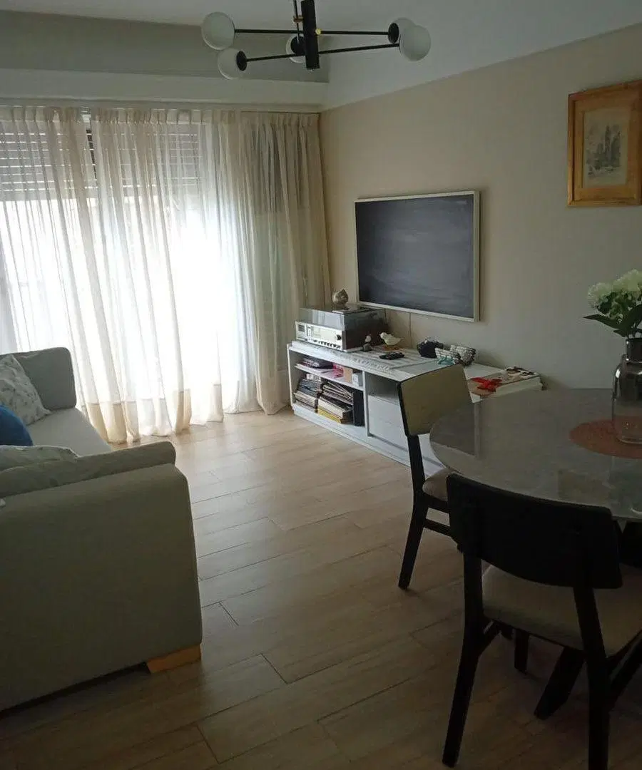 Venta depto  3amb. con balcon Villa Urquiza 2