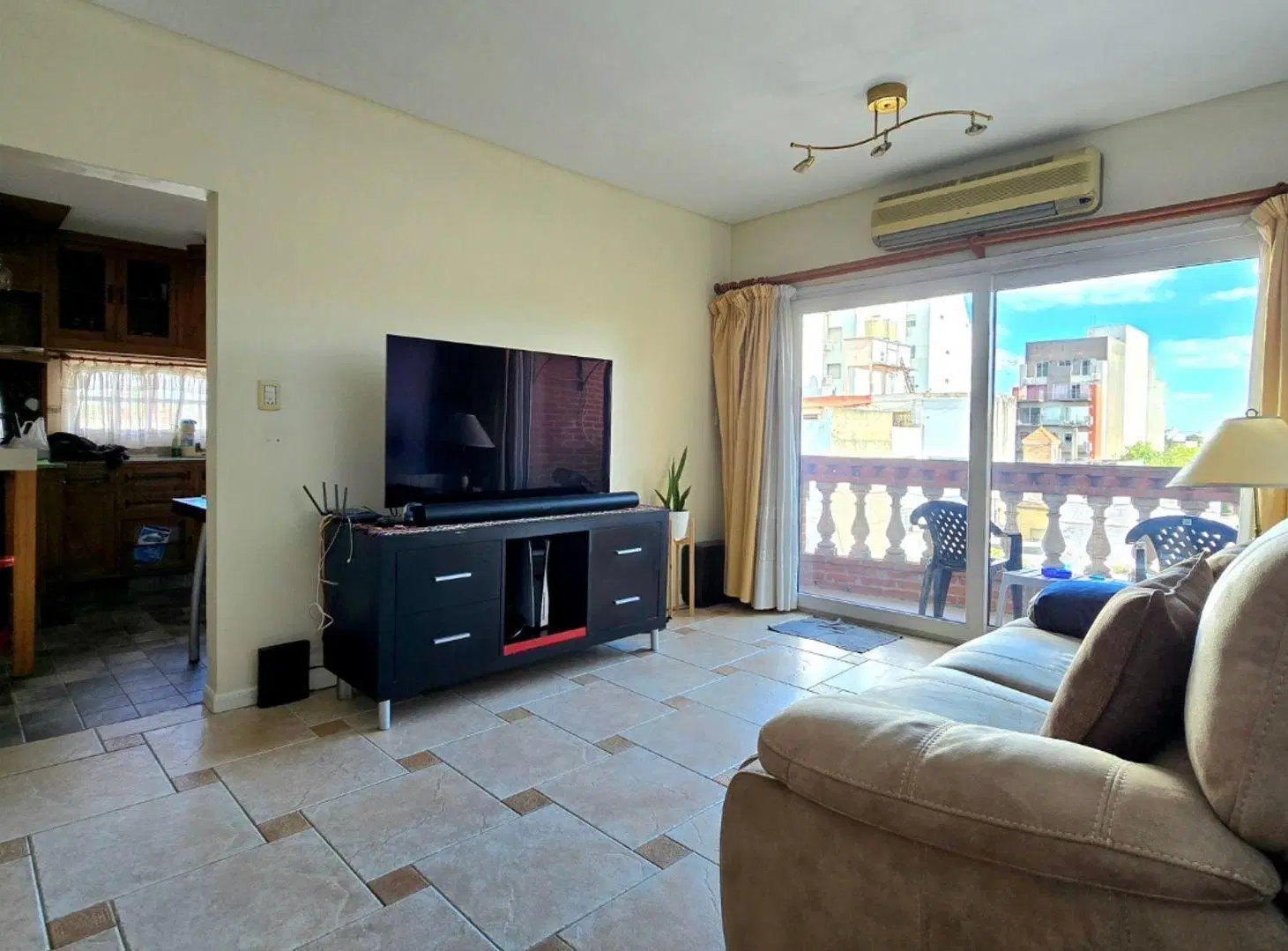 VENTA DEPARTAMENTO 3 AMB LINIERS - C/COCHERA 3