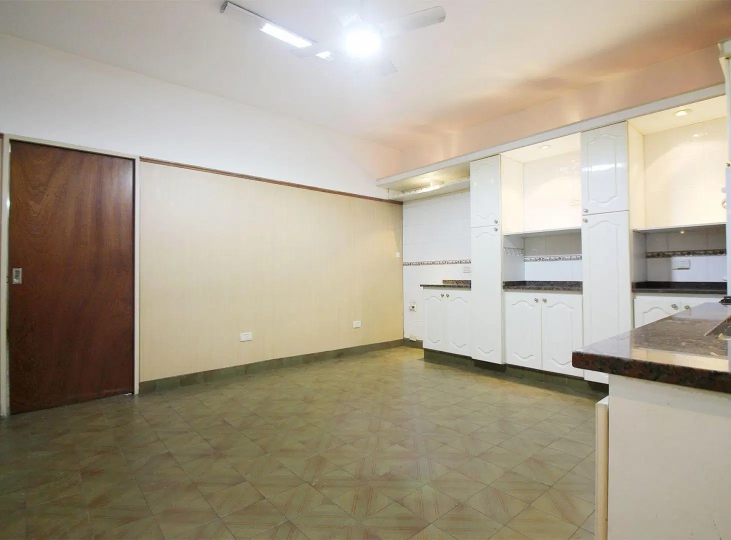 VENTA PH 4 AMB.EN RAMOS MEJIA CON QUINCHO 8