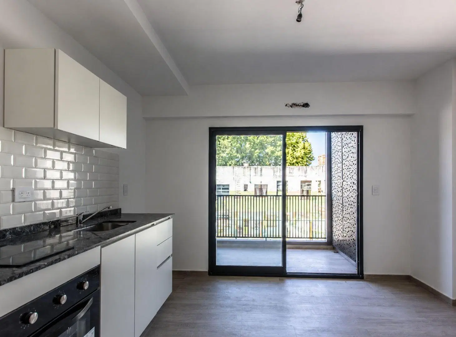 VENTA Depto MonoAMB C BALCON Parrilla CASEROS 5