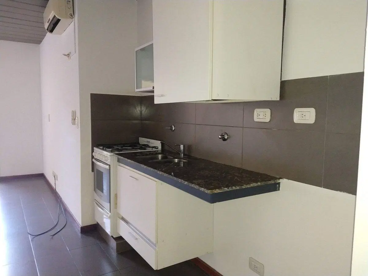 ALQUILER en Villa Devoto monoambiente c/cochera 8