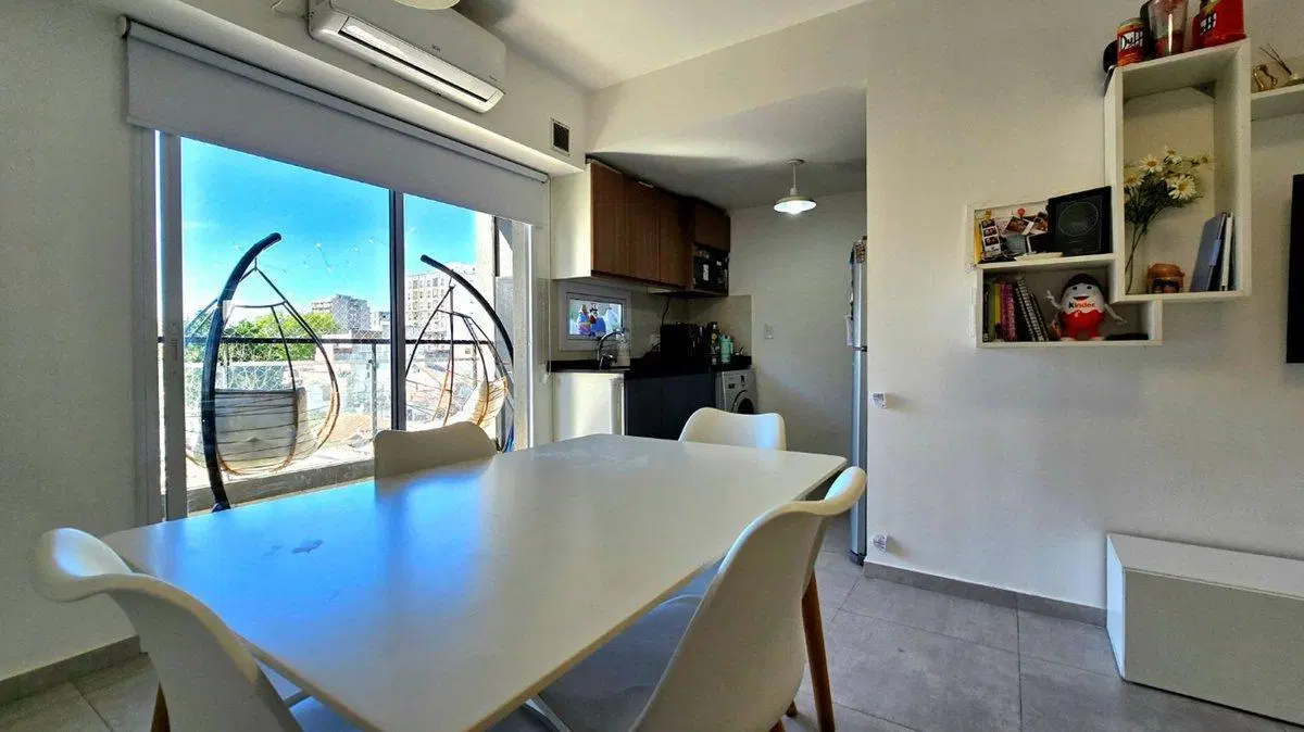 DEPTO 2 AMB VENTA CASEROS CON BALCON 3