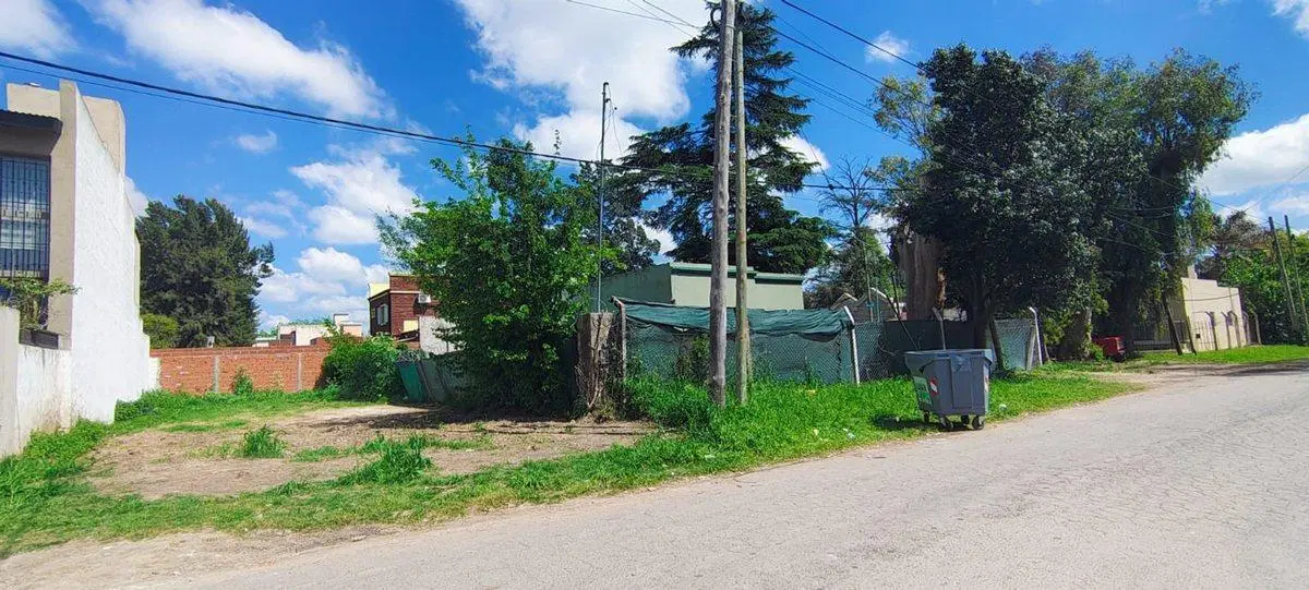 LOTE EN VENTA LUJAN EXCELENTE UBICACION 6