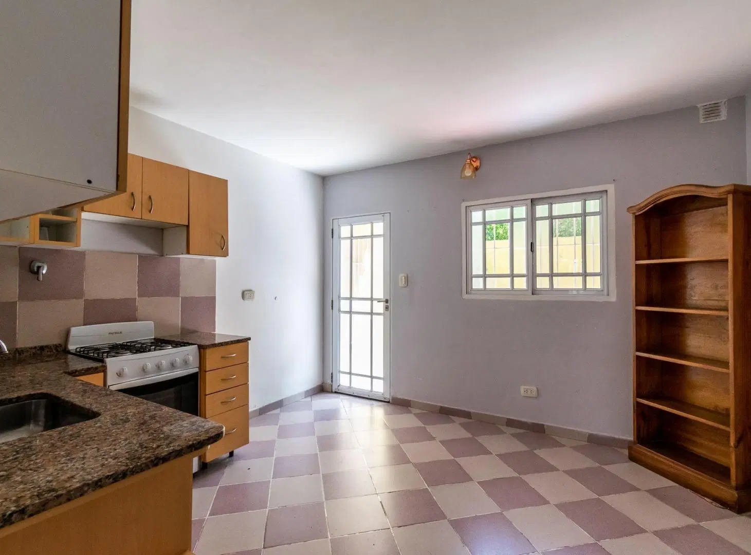 PH de 3 amb con Jardin y Cochera CASEROS 2