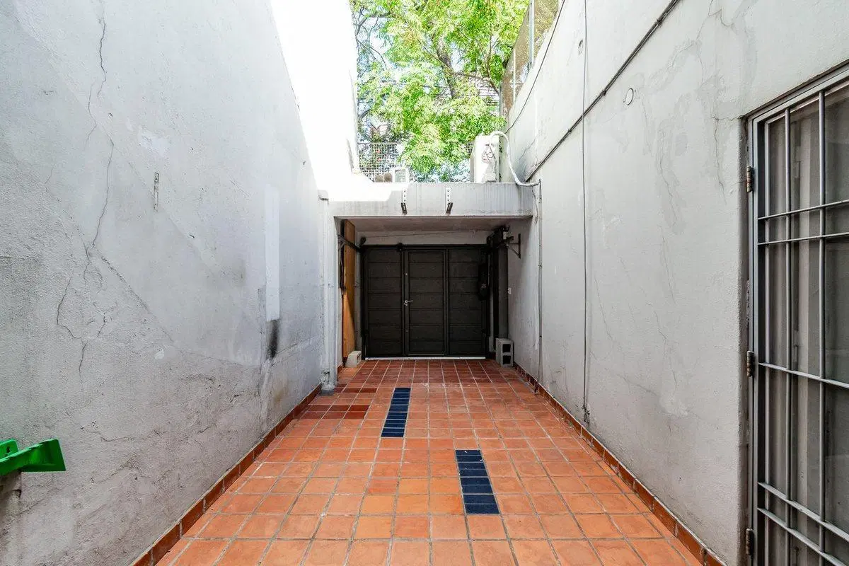 VENTA CASA 4 AMB C/GARAGE/TERRAZA VILLA PUEYRREDON 3