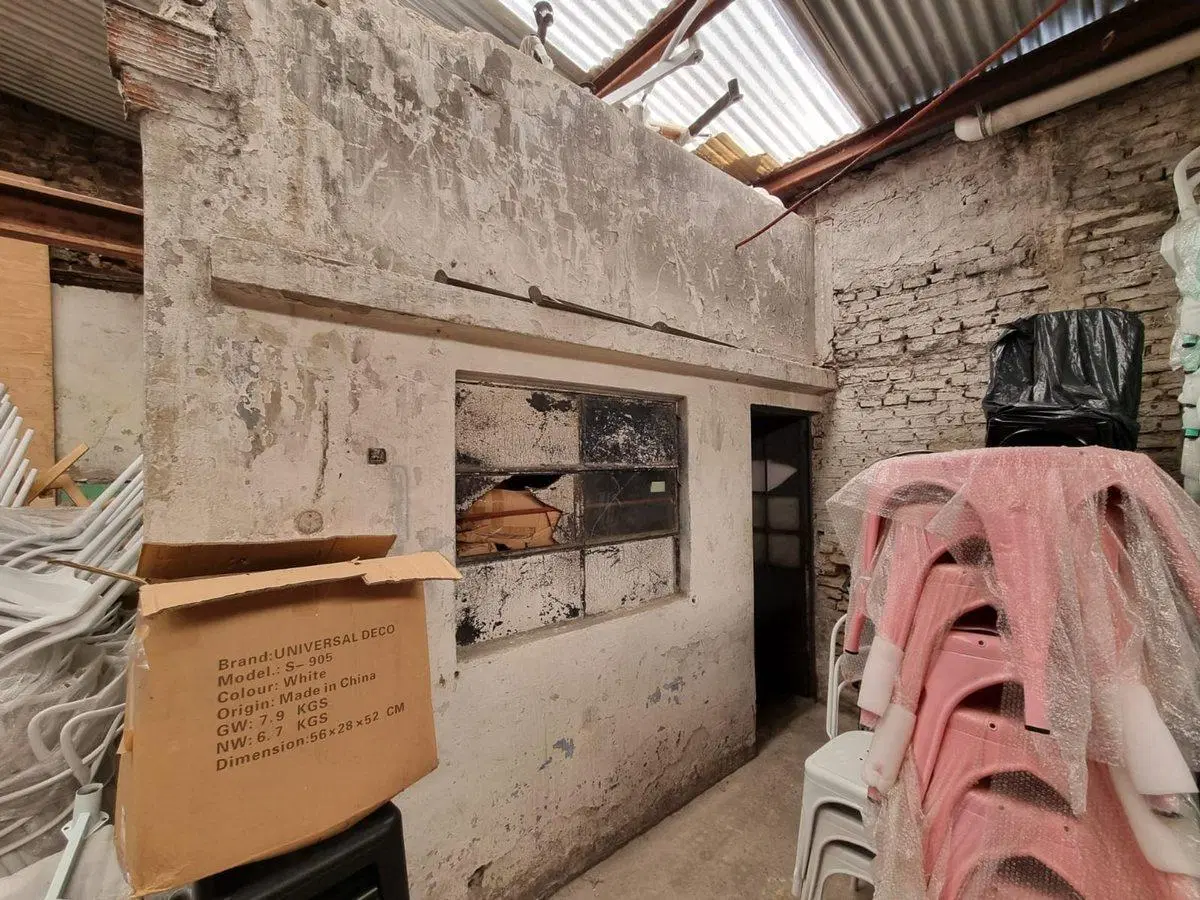 VENTA GALPÓN DOS PLANTAS 370 M2 GERLI LANÚS ESTE 5