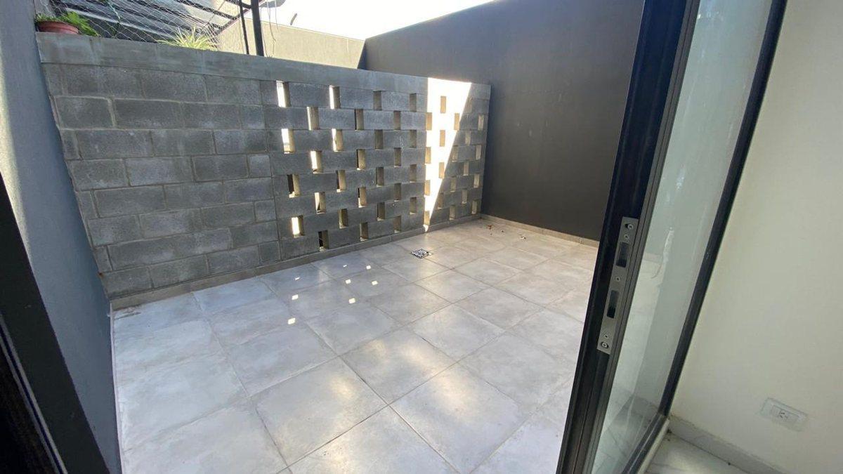 Foto de Venta de Monoambiente con Patio en Barracas, imagen 3