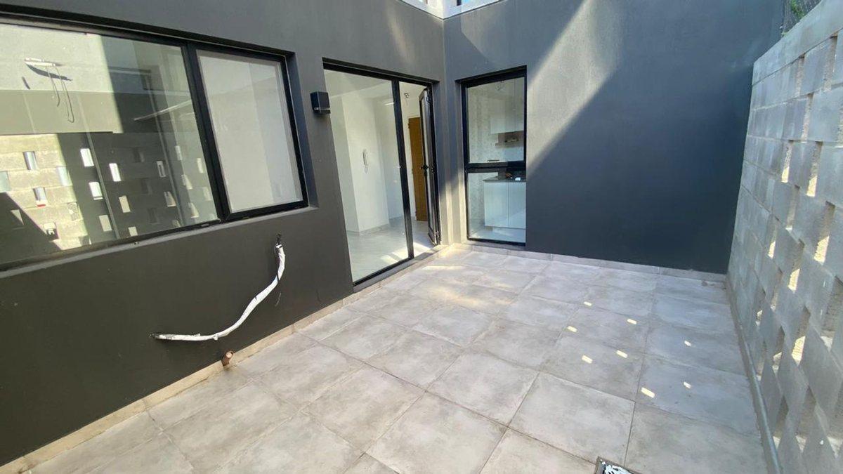 Foto de Venta de Monoambiente con Patio en Barracas, imagen 1