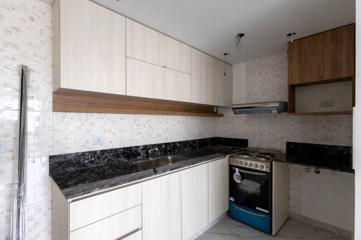 Foto de Venta Depto 3 amb Barracas Balcon con parrilla, imagen 1