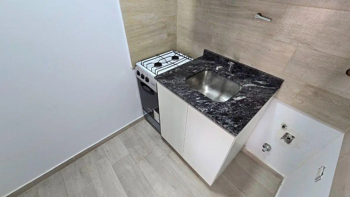 DEPTO MONOAMBIENTE DEVOTO A ESTRENAR C COCHERA 8