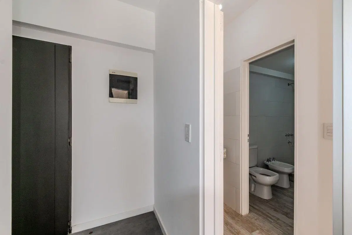 VENTA DPTO. 3 AMB. C/COCHERA CENTRO SAN MARTIN 5
