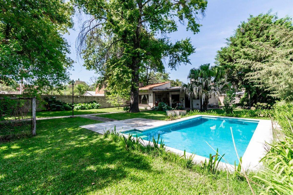 Foto de VENTA CASA 3 AMB C/PARQUE/PILETA TORTUGUITAS, imagen 2