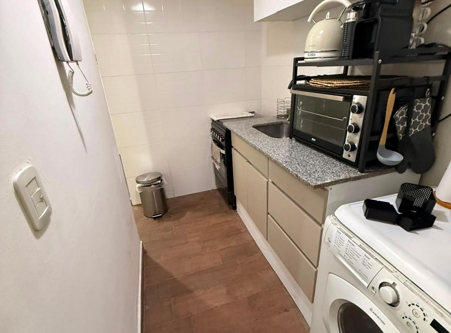Foto de Venta departamento Caseros 3 amb cfte Balcón, imagen 5