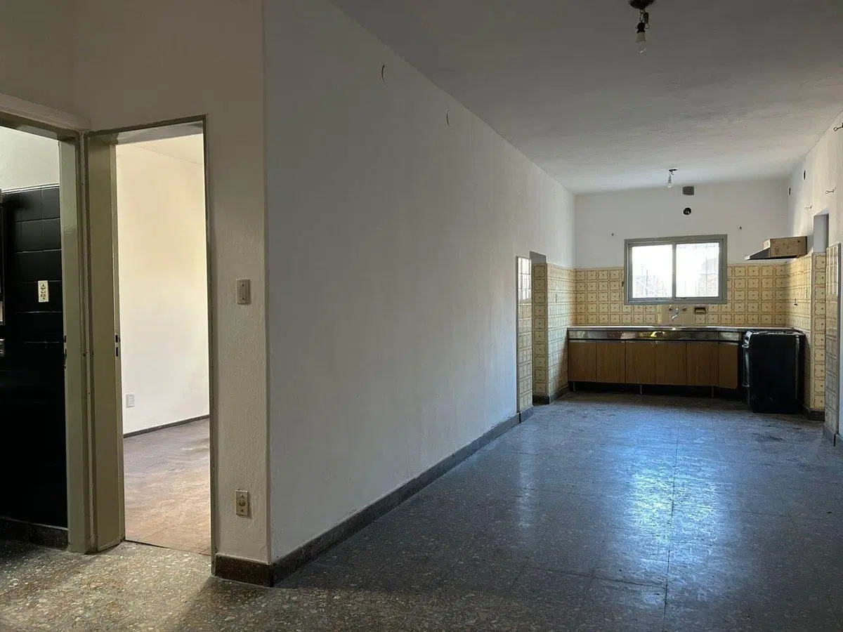 VENTA CASA 3 AMBIENTES EN CASEROS APTO CREDITO 5