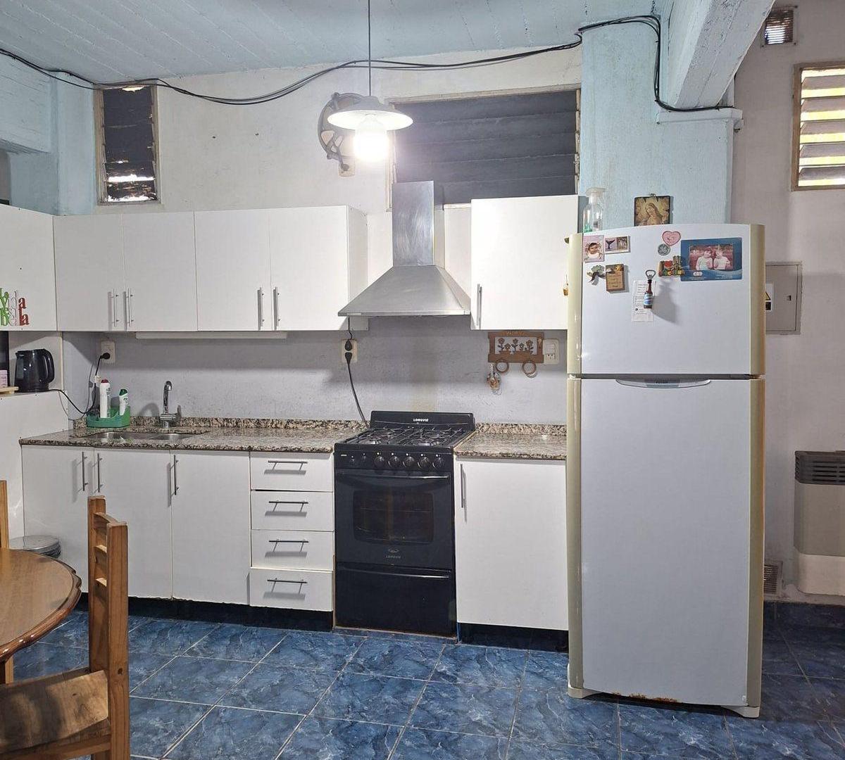 Foto de Venta PH 6 AMB.C/ COCH. ENTRADA INDEPENDIENTE, imagen 2