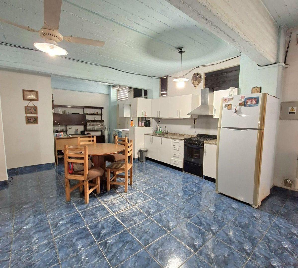 Foto de Venta PH 6 AMB.C/ COCH. ENTRADA INDEPENDIENTE, imagen 5