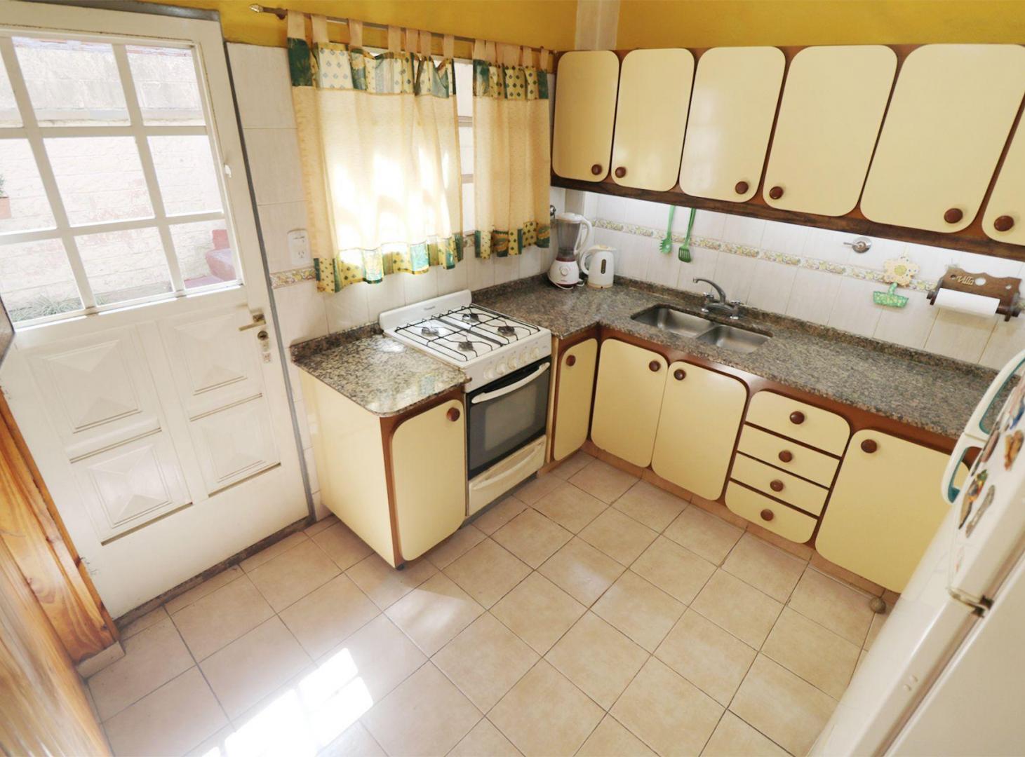 Foto de VENTA CASA 4 AMB 3 COCHERAS 2 LOCALES, SAN MARTÍN, imagen 4