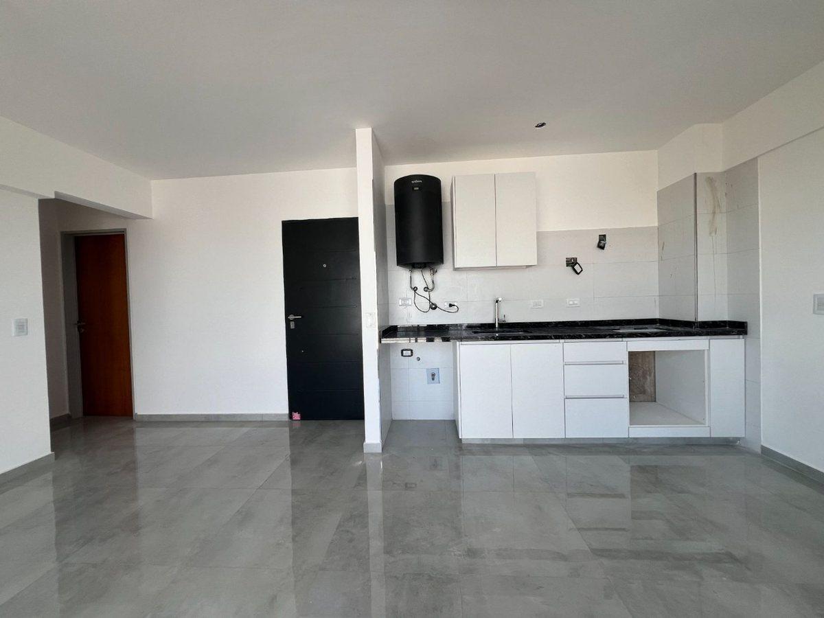 Foto de VENTA DEPTO 2 AMB CON BALCON - SAENZ PEÑA, imagen 4