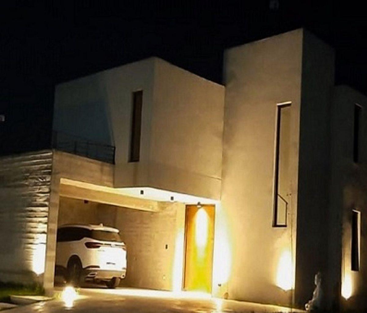 Foto de VTA CASA CRUZ DEL SUR FDO A LA LAGUNA CON RENTA, imagen 1