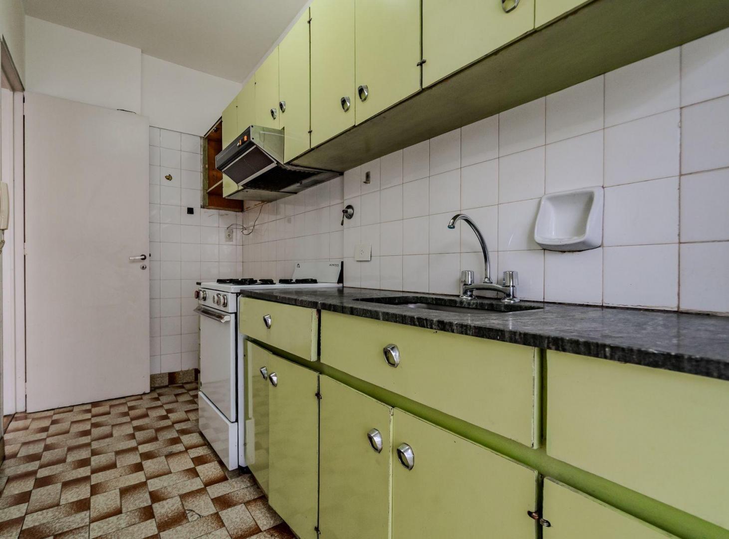 Foto de VENTA depto 3 ambientes Villa Devoto c/balcón, fte, imagen 5